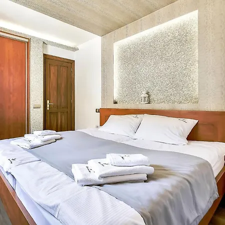 Apartmán Ocean View & Heated Pool *